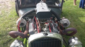 Awesome front view of Hands Full!