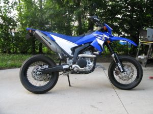 WR250 Supermoto. See the street tires and exhaust, headlights and turn signals. 